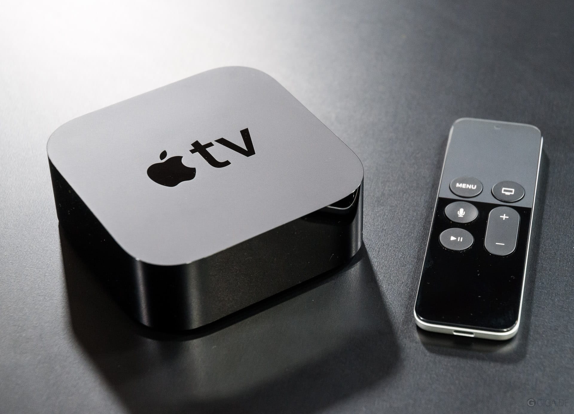 Включи apple tv. Apple TV 4k 32gb. Смарт приставка Apple TV 4k 64gb. Apple TV 4k 32gb 2021. Smart TV приставка Samsung.