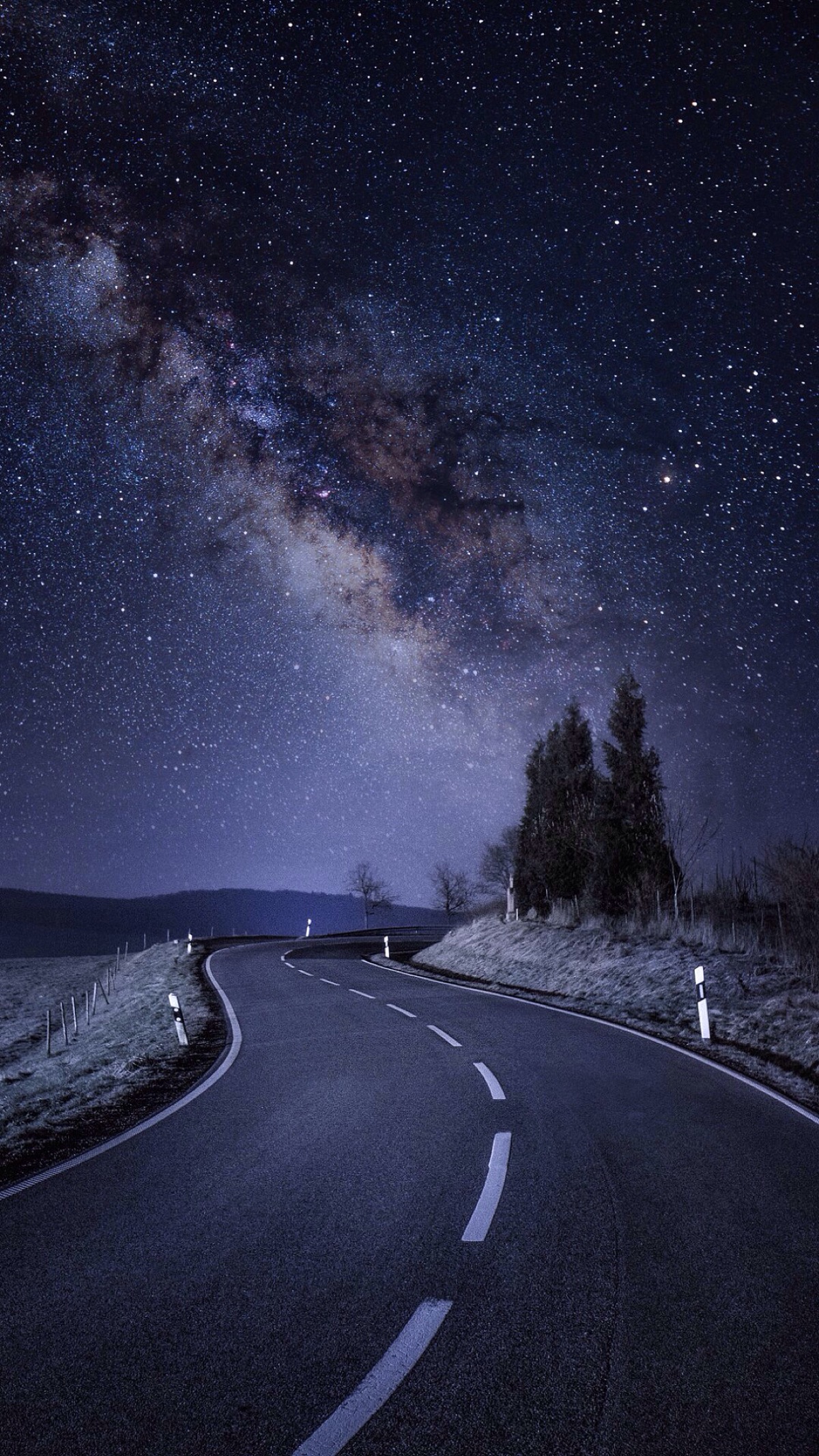 Road HD Wallpapers for iPhone SE | Wallpapers.Pictures