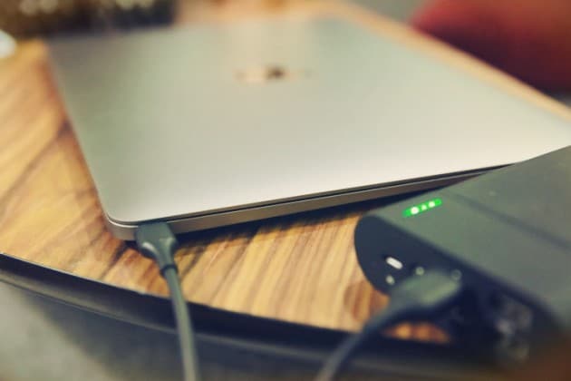 MacBook Battery Not Charging, How to Fix - Apple Lives